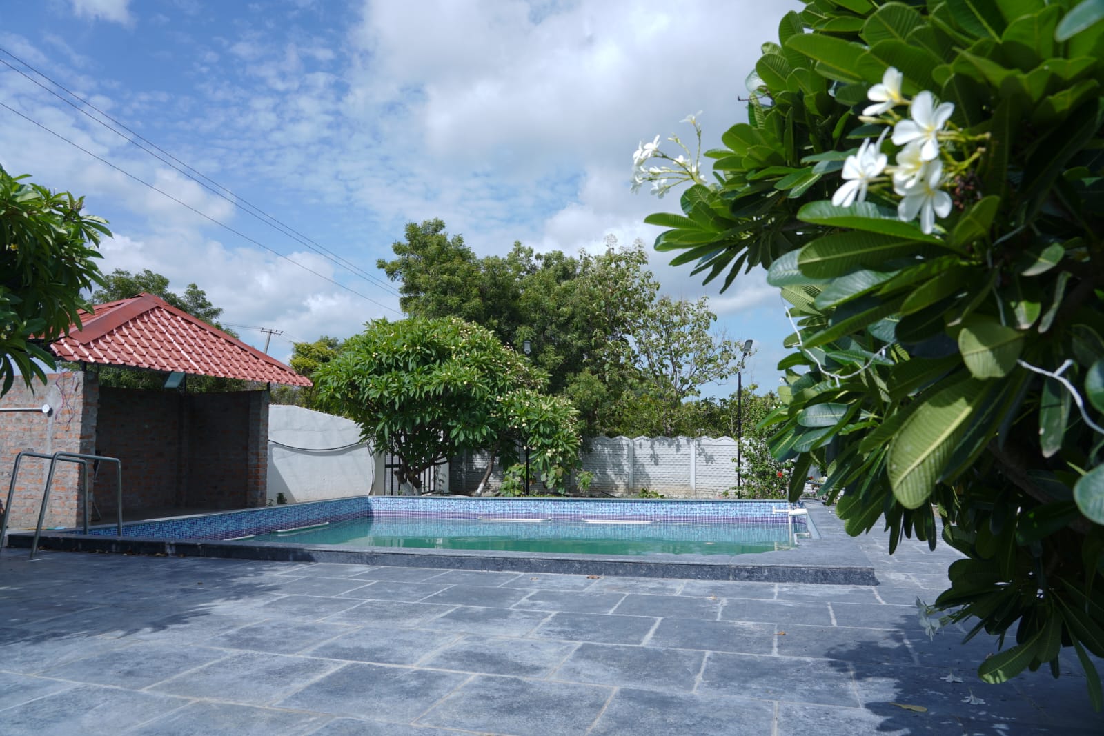 Night Nest Twin Angels Duplex Villa